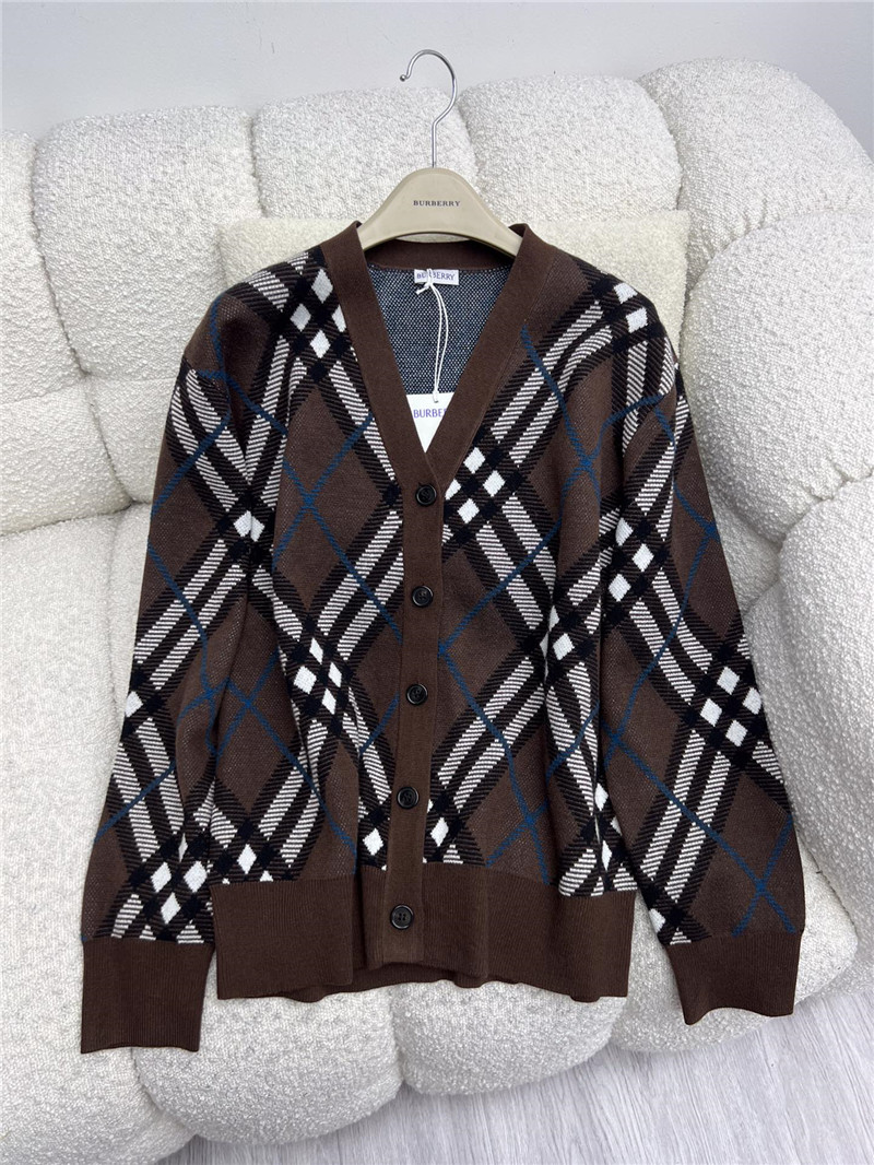 Bv*b*rry checked wool cardigan replica d&g clothing