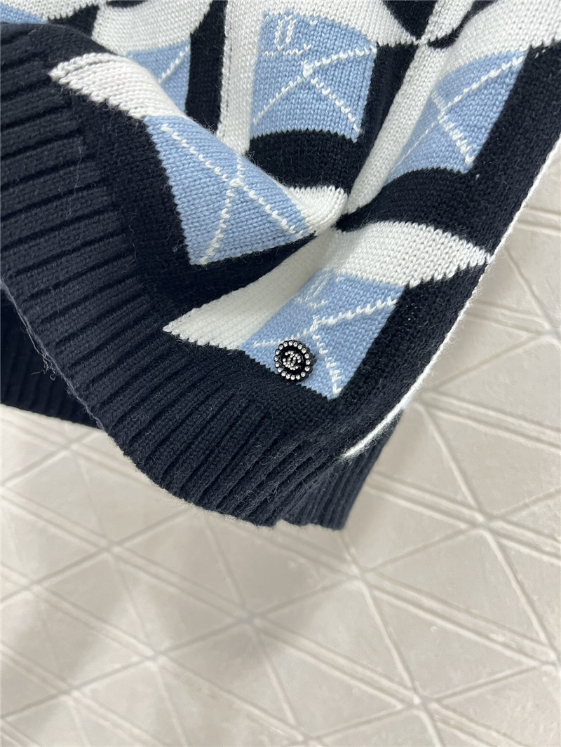 Ch**el new knitted vest replica clothing sites