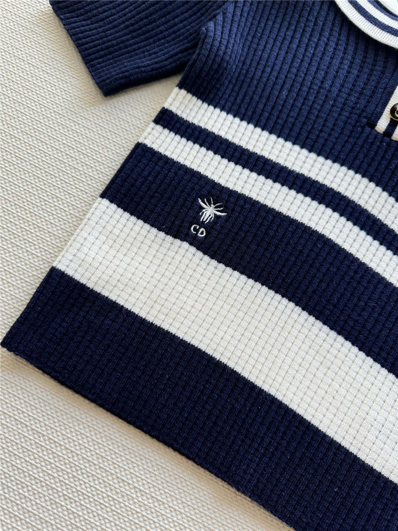 D10r navy blue and white striped knit top