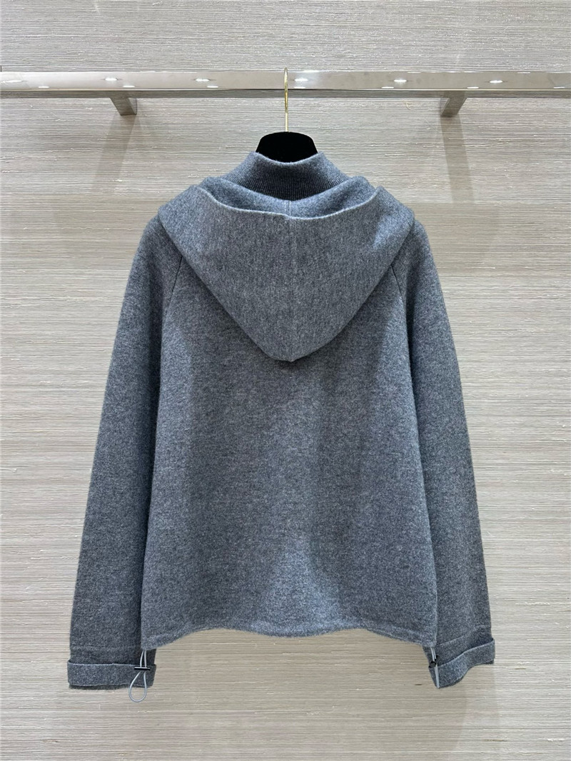 L0r0 P1ana new traveler cashmere coat replica clothes