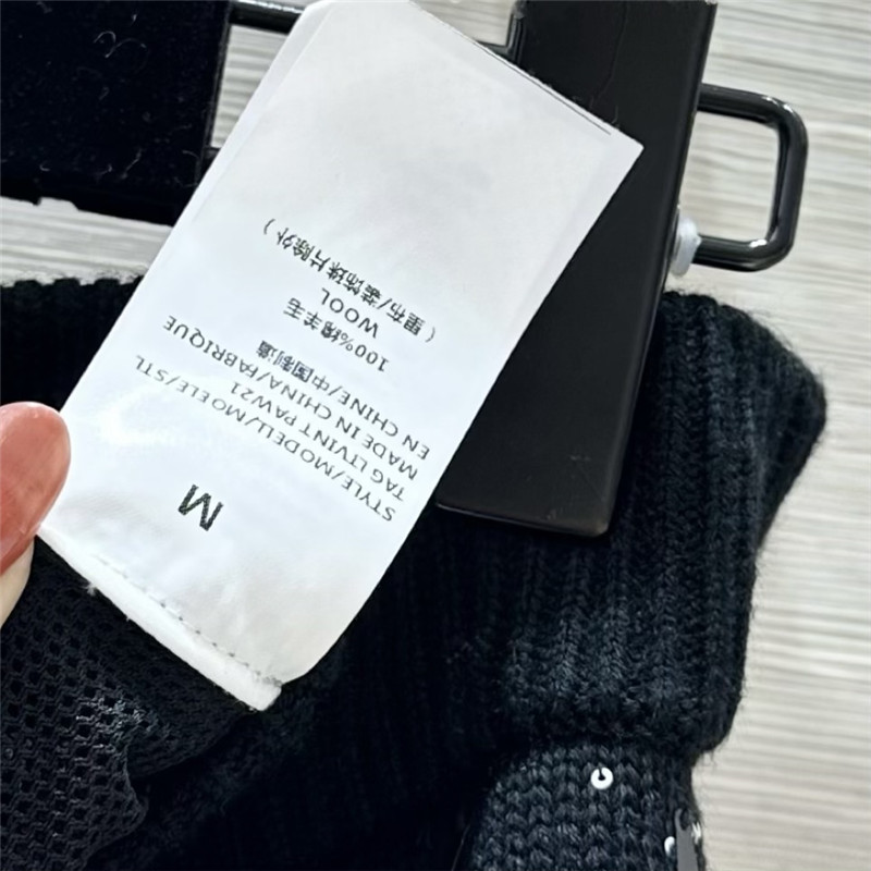 BC sequined knitted skirt replica clothes