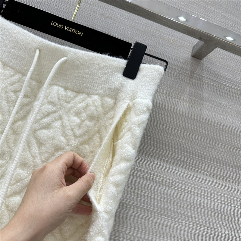 l0vis Vvtt0n lv monogram straight trousers replica clothes