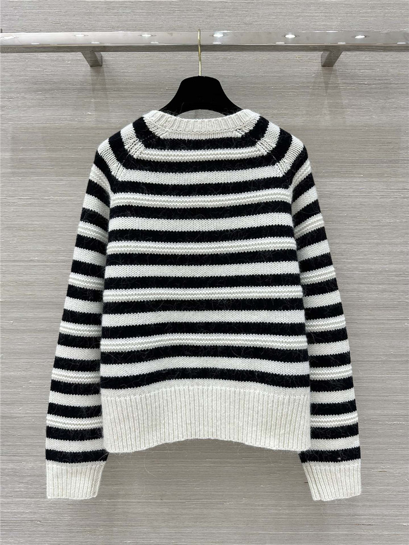 Ce1i*e striped crew neck pullover sweater