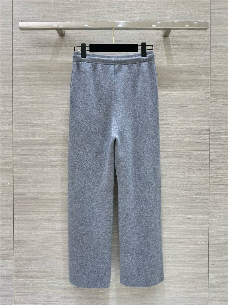 L0r0 P1ana cashmere suit replica d&g clothing