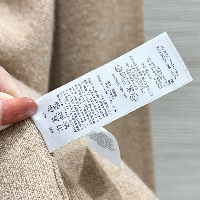 L0r0 P1ana cashmere suit replica d&g clothing