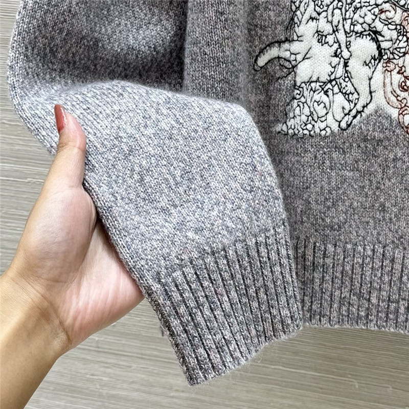 D10r heavy embroidery cashmere sweater replica clothing sites