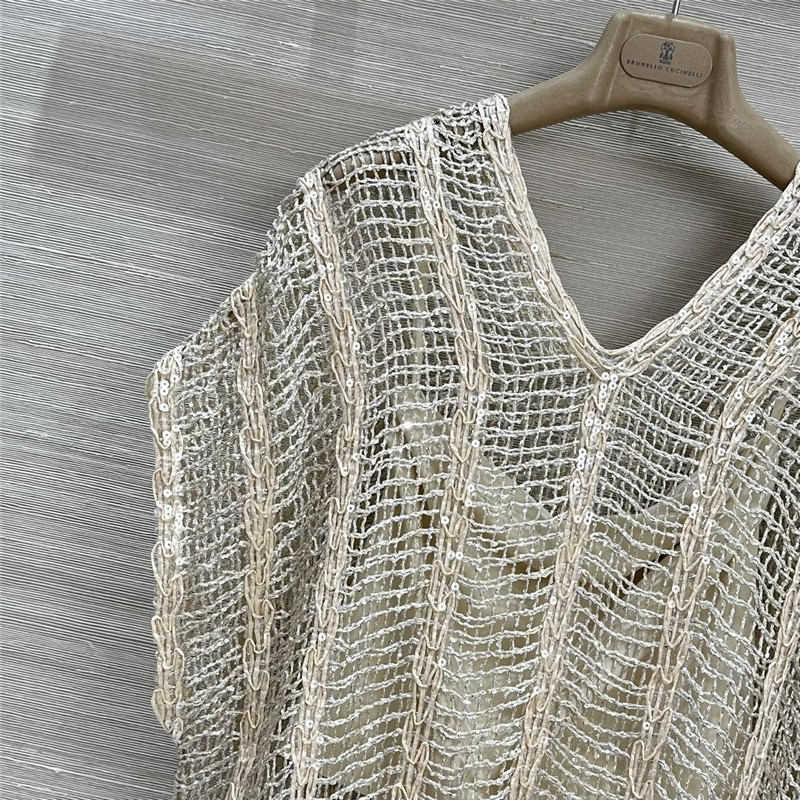 BC hand-crocheted sequined V-neck top replica clothes