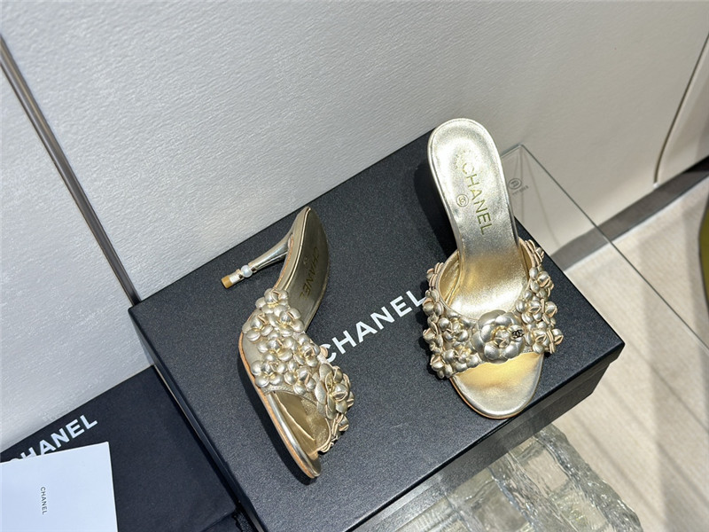 Ch**el camellia heel mules gold leather