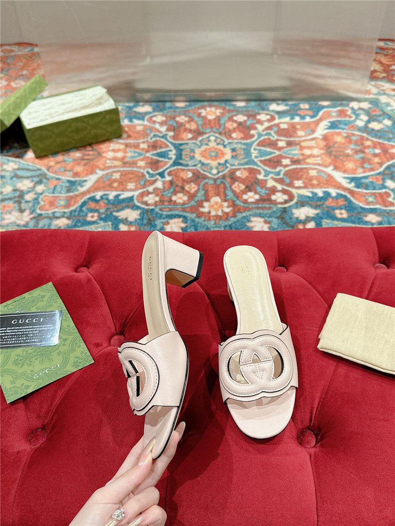 Gvc*1 interlocking g mid-heel slide sandals pink