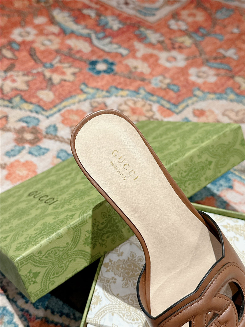 Gvc*1 interlocking g brown mid-heel slide sandals