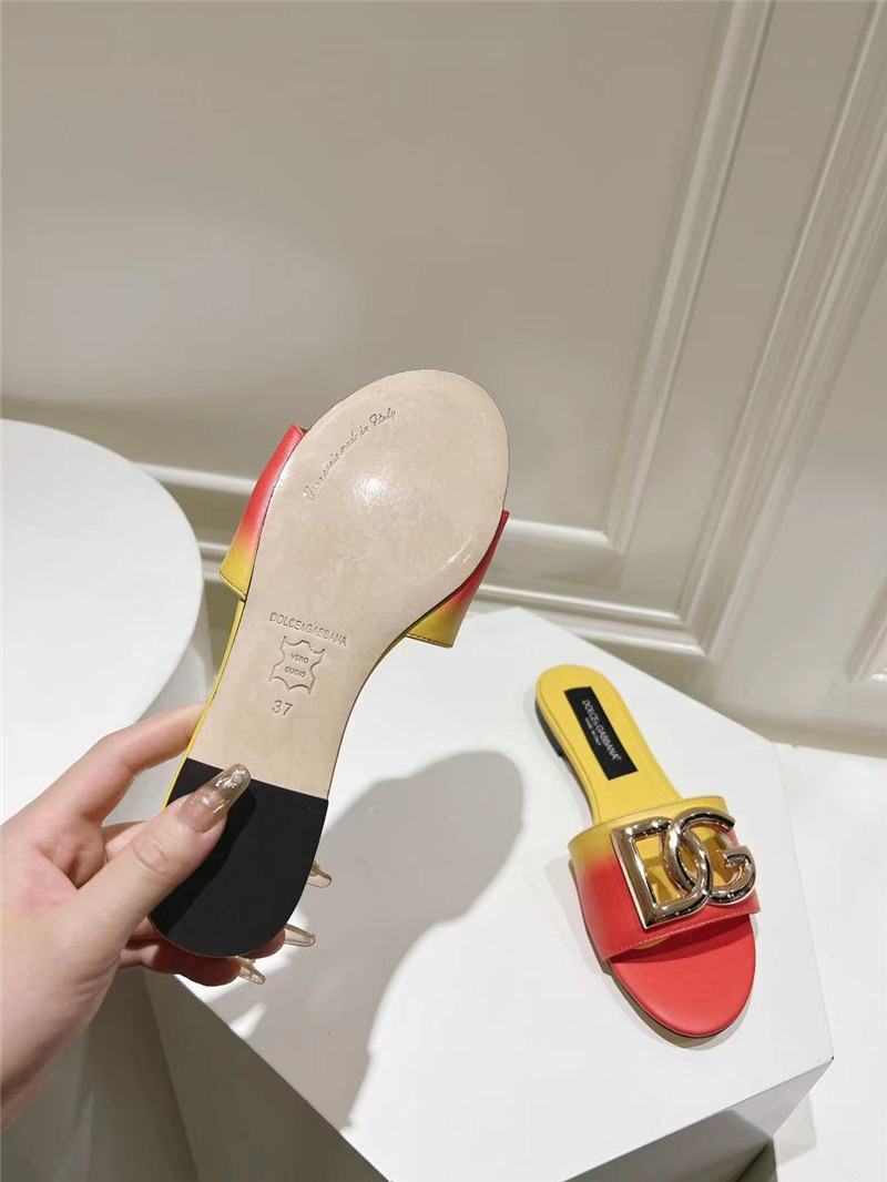 Dolce & Gabbana Gold DG Ombré-Print Sliders Pink & Yellow
