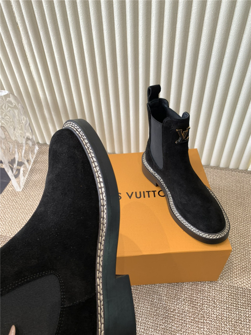 l0vis Vvtt0n beaubourg ankle chelsea boots in suede