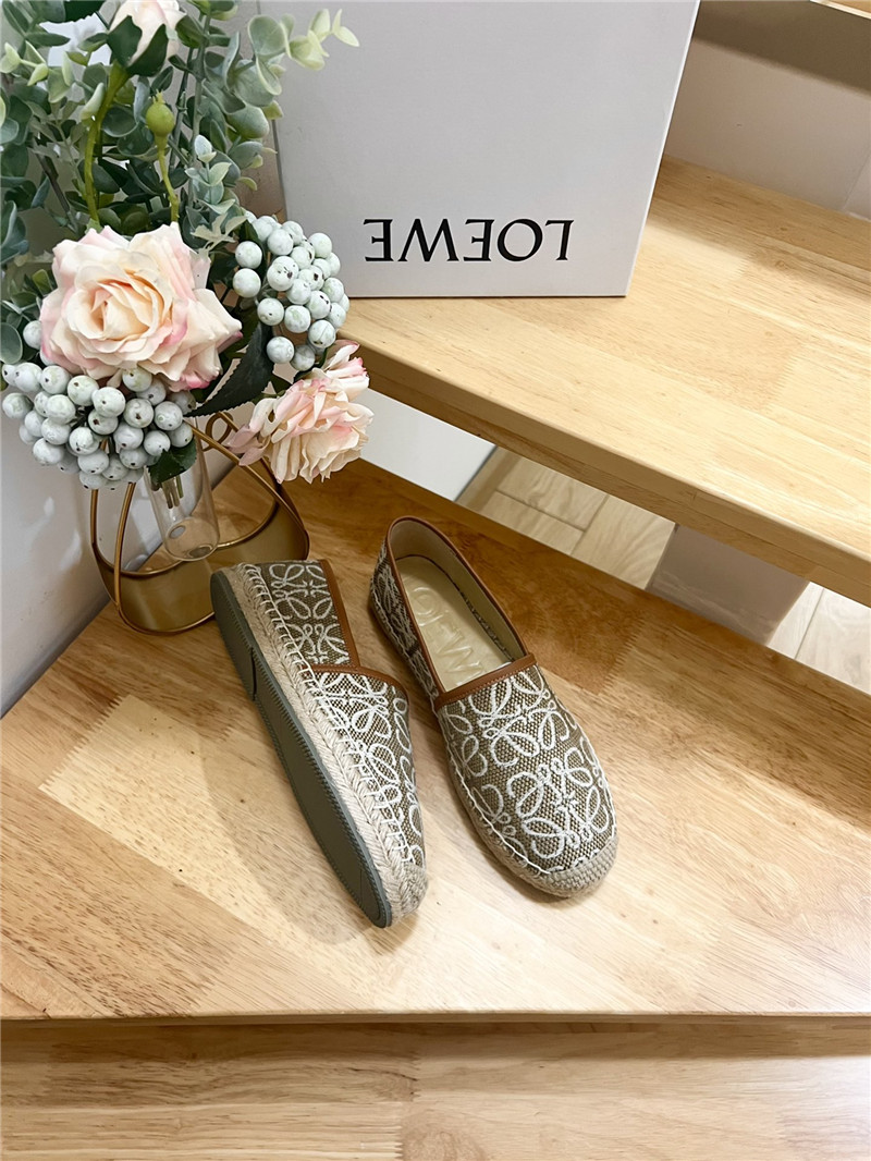 L0ew* anagram jacquard espadrilles beige and white