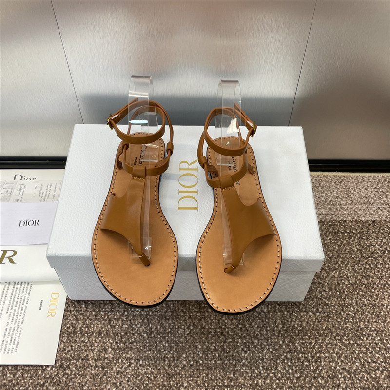 D10riviera D10r sun thong sandal camel calfskin