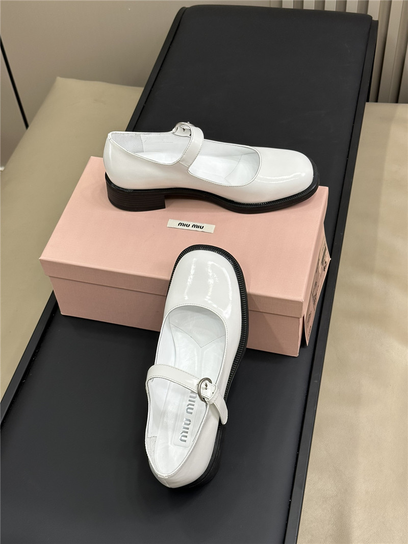 Miu Miu White Patent Leather Mary Jane Shoes