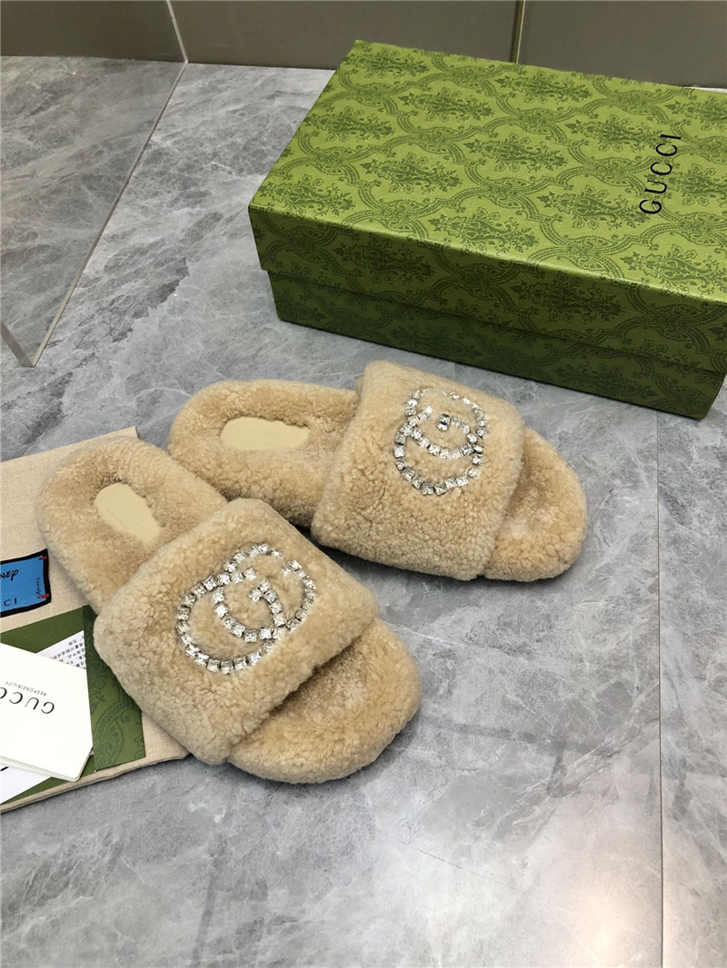 Gvc*1 rhinestone gg shearling slides beige