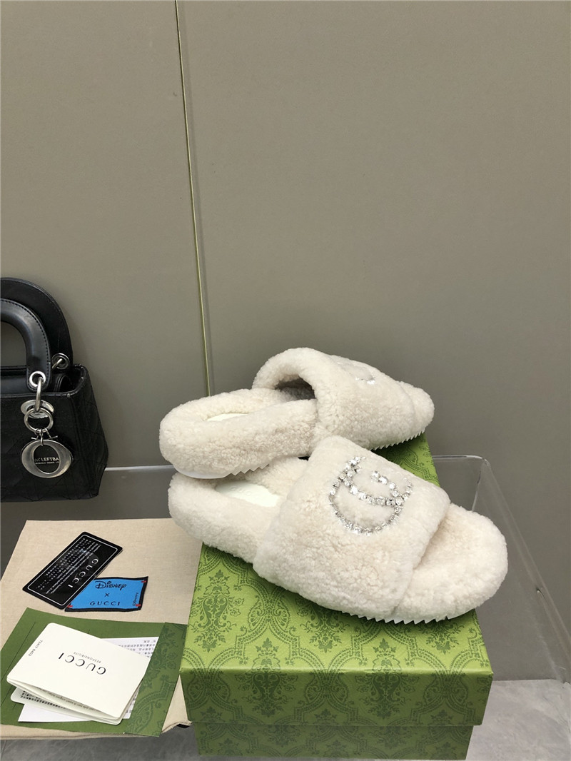 Gvc*1 rhinestone gg shearling slides white
