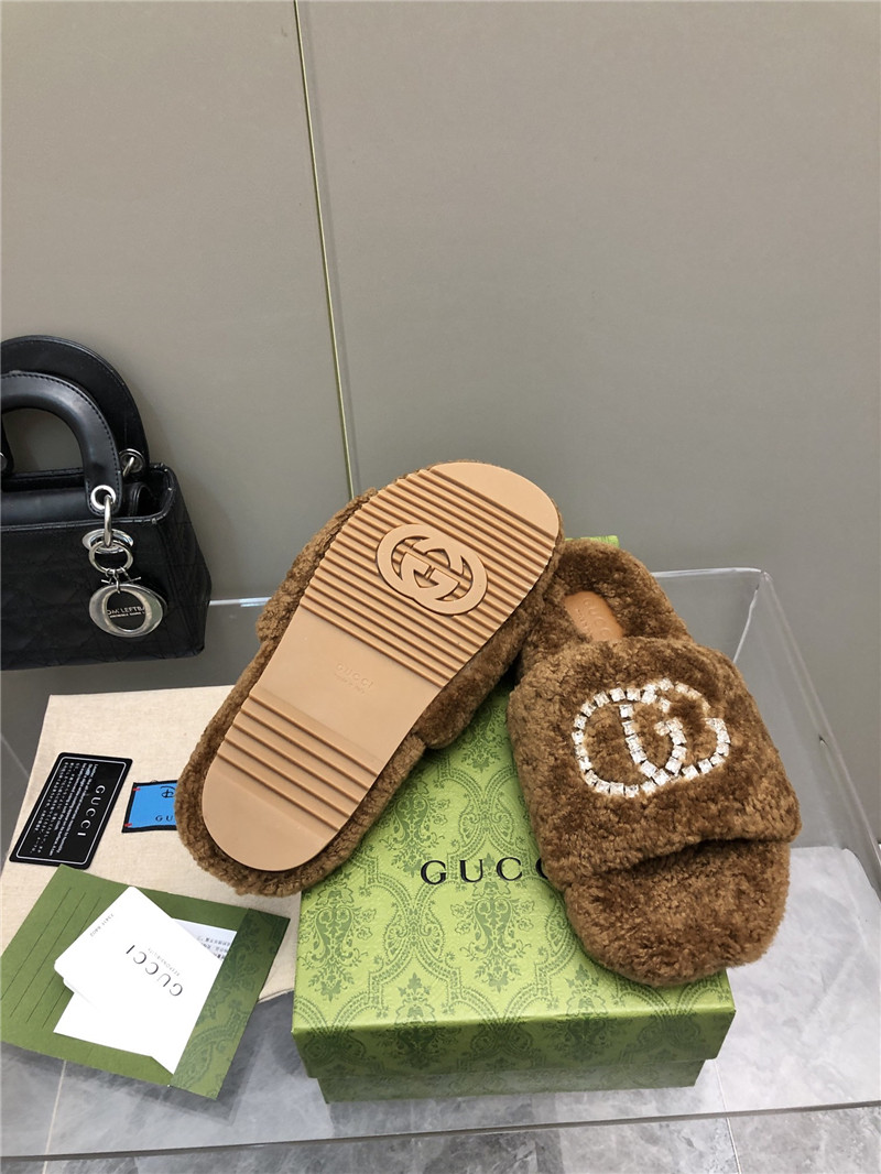 Gvc*1 rhinestone gg shearling slides brown