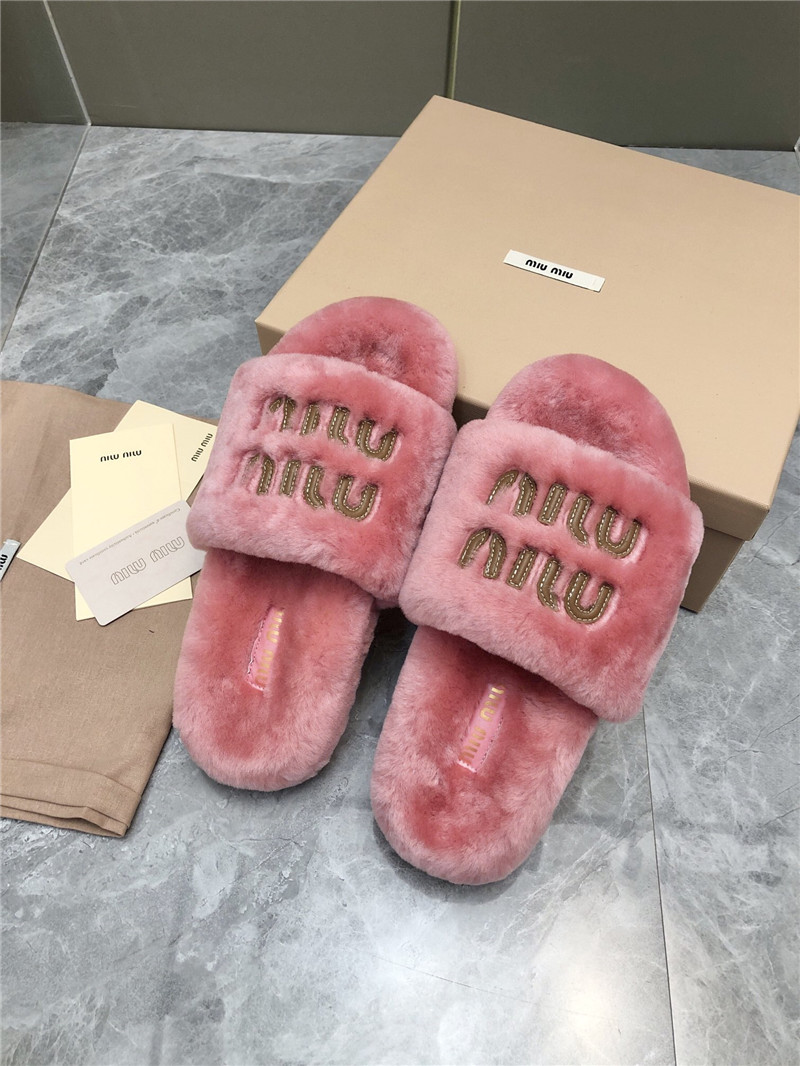 Miu Miu Lettering Logo Shearling Slides Pink