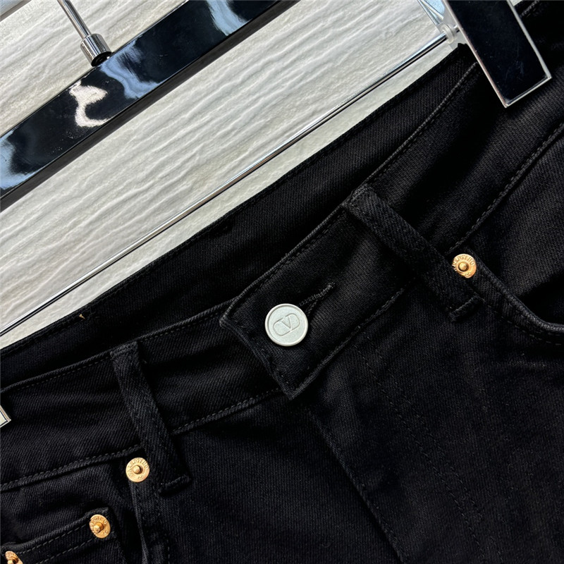 Va1e*ntin0 bootcut jeans replica clothing sites