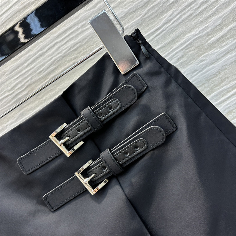 Pra*a metal button decoration skirt replica clothing sites