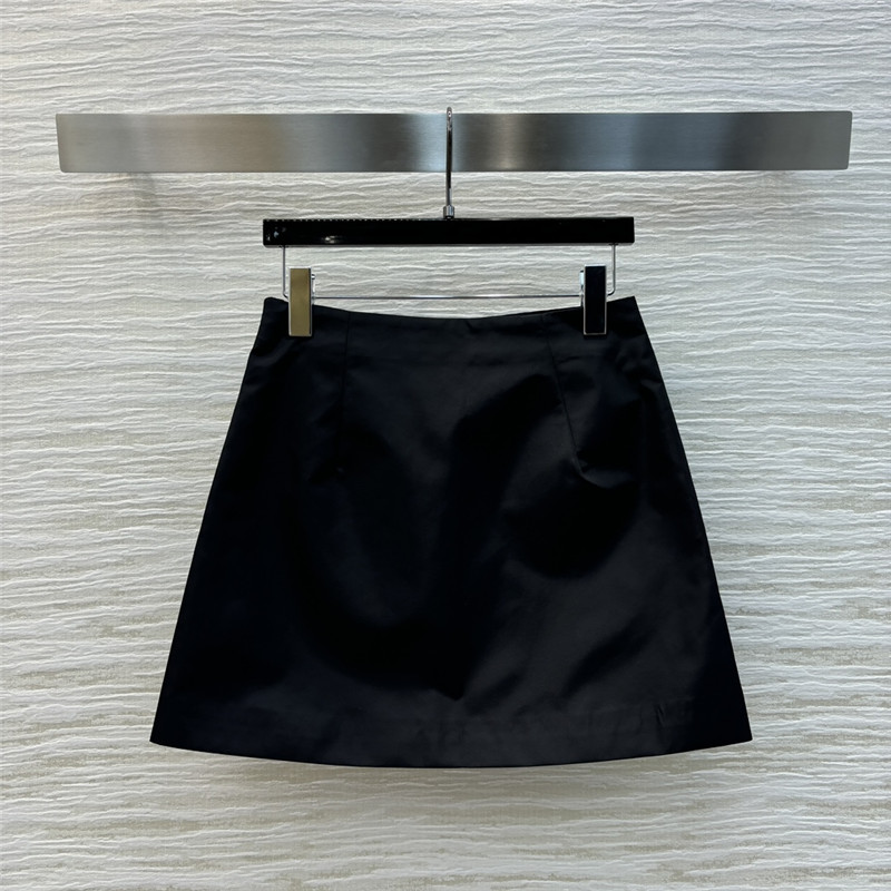 Pra*a metal button decoration skirt replica clothing sites