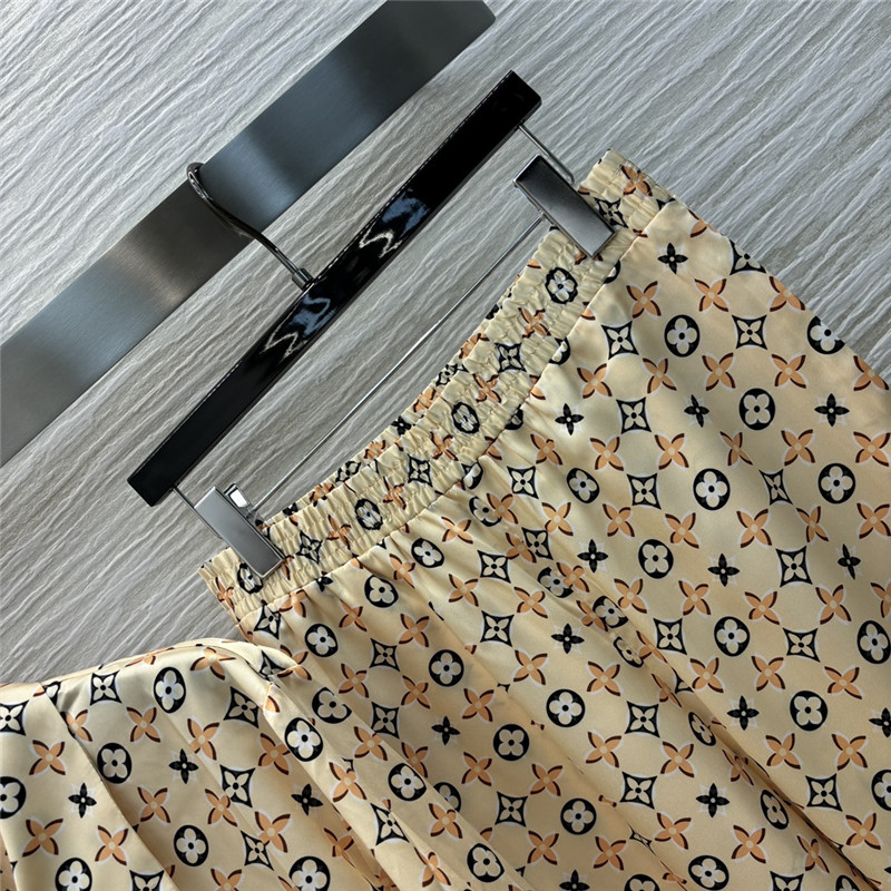 l0vis Vvtt0n lv monogram suit replica d&g clothing