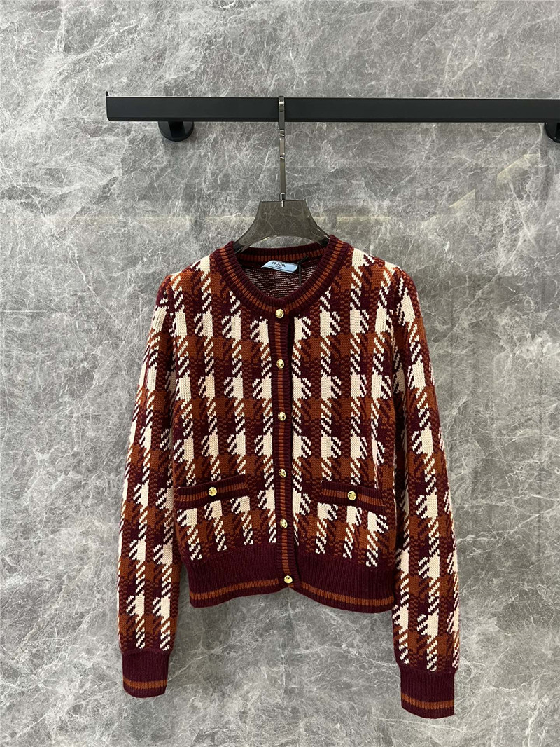 Pra*a check round neck knitted cardigan replica clothing