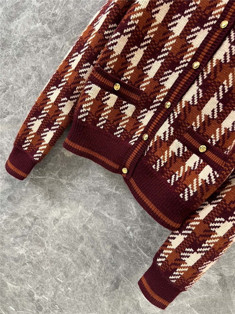 Pra*a check round neck knitted cardigan replica clothing