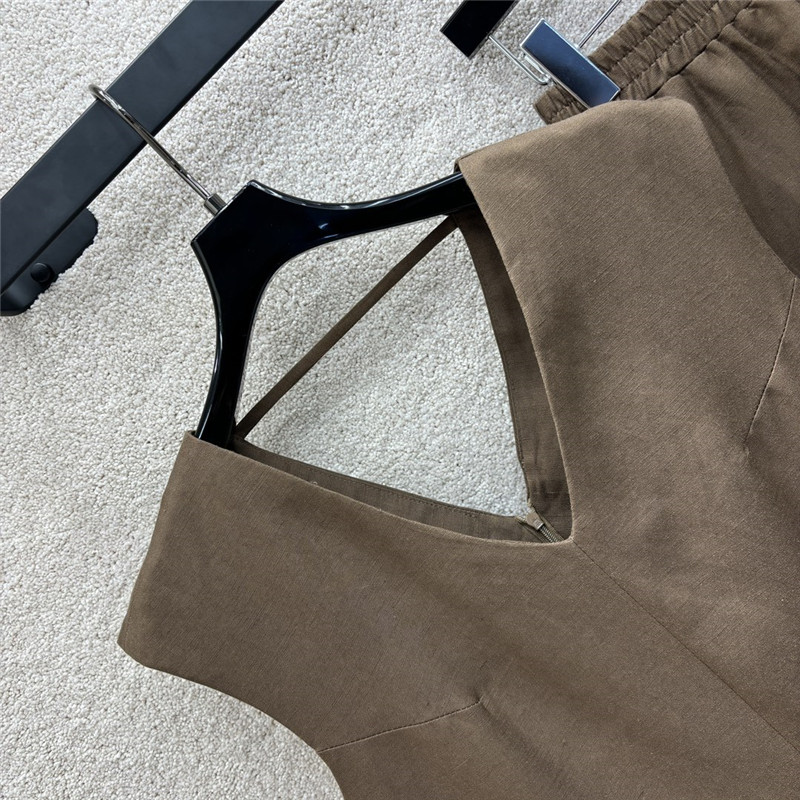 Va1e*ntin0 vest + shorts two-piece set replicas clothes