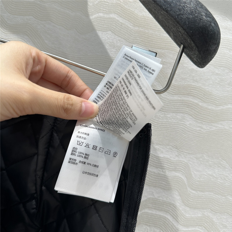 moncler D1am0nd pattern quilted press line skirt replica clothes