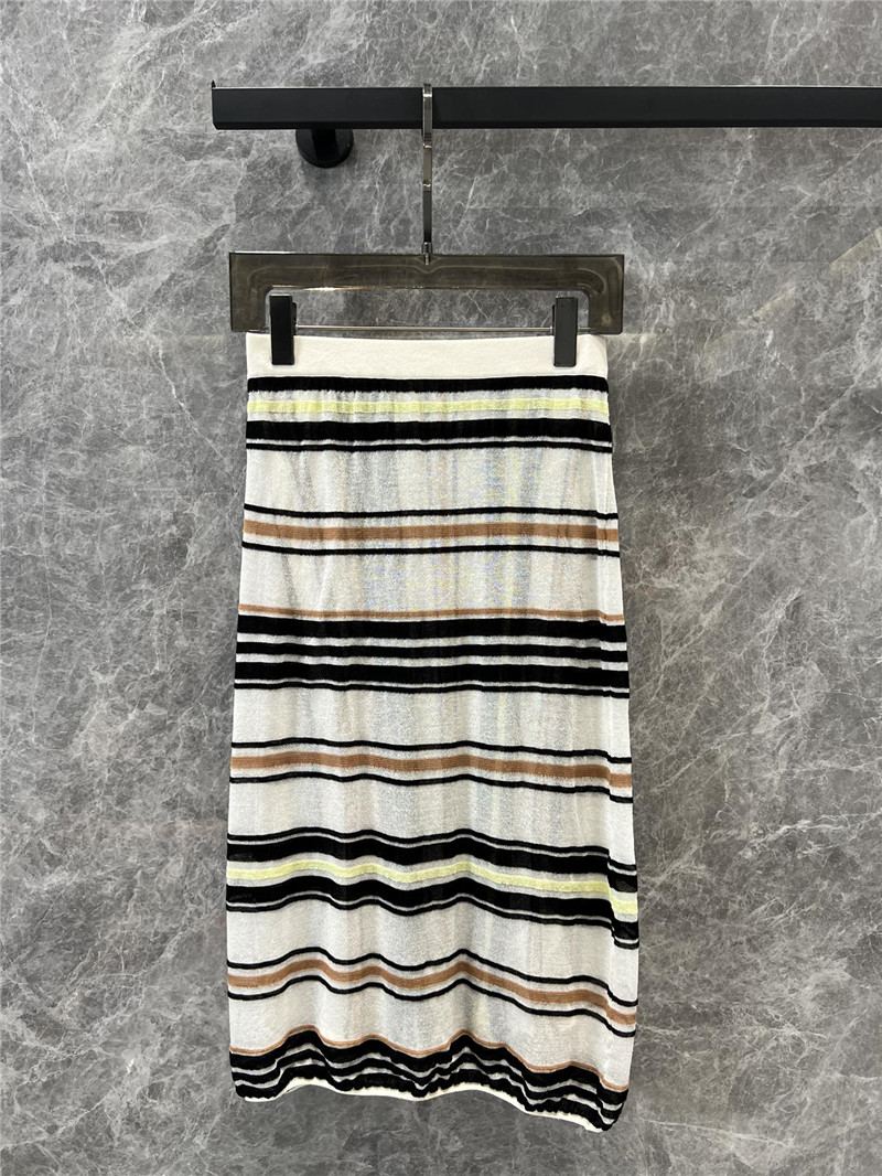 b0tt*ga Ven*ta round neck long sleeve + skirt suit replica clothing