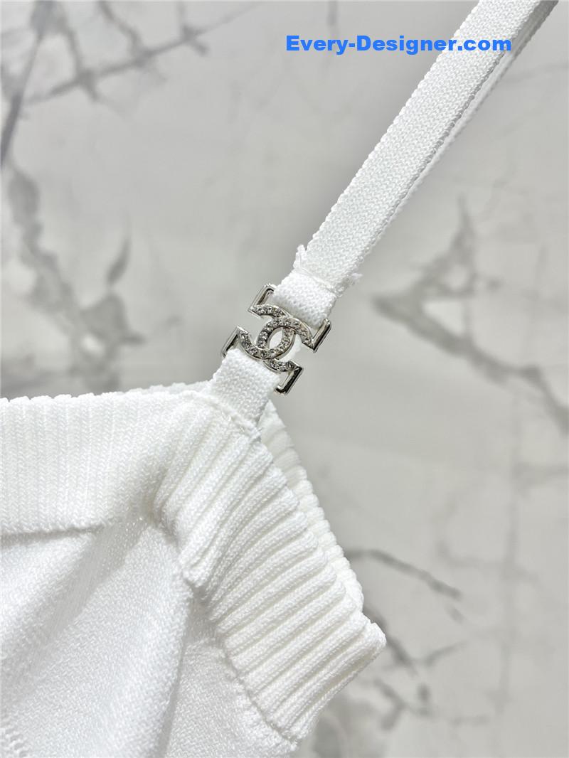 Ch**el hollow knit vest cheap replica designer clothes