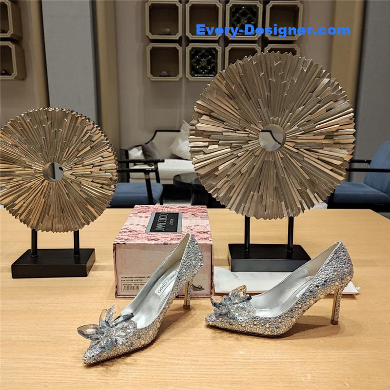 J1m*y Ch00 crystal covered pointy toe pumps