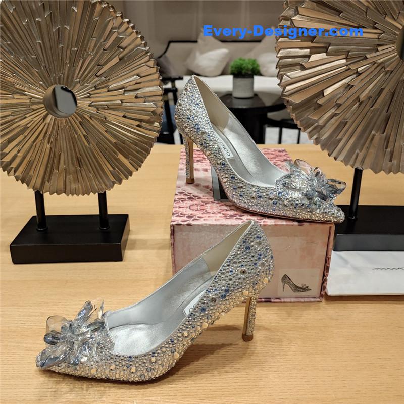 J1m*y Ch00 crystal covered pointy toe pumps