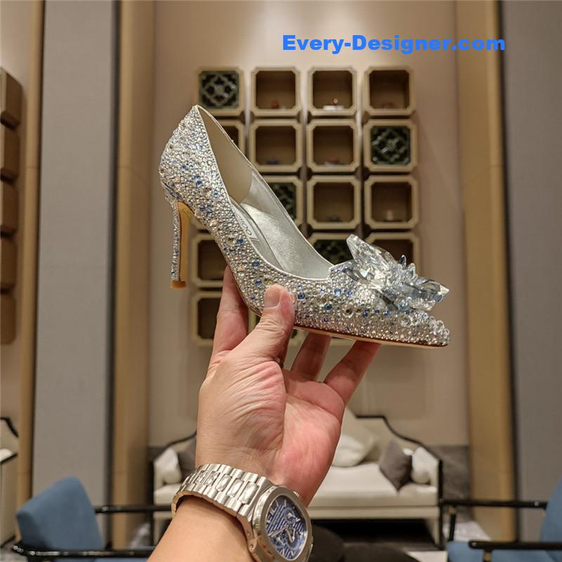 J1m*y Ch00 crystal covered pointy toe pumps