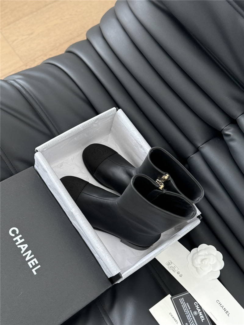 Ch**el calfskin zipper ankle boots