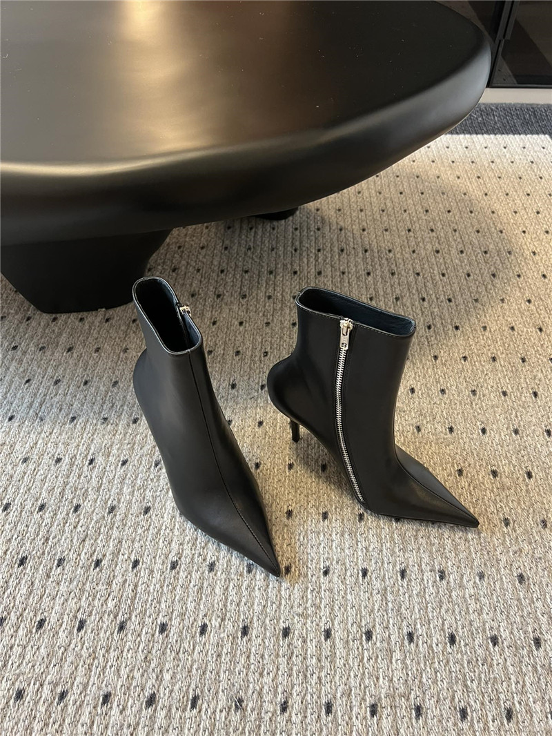 Ba1en*iaga witch heeled ankle boots