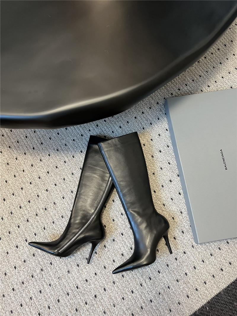 Ba1en*iaga witch keen high boots in black