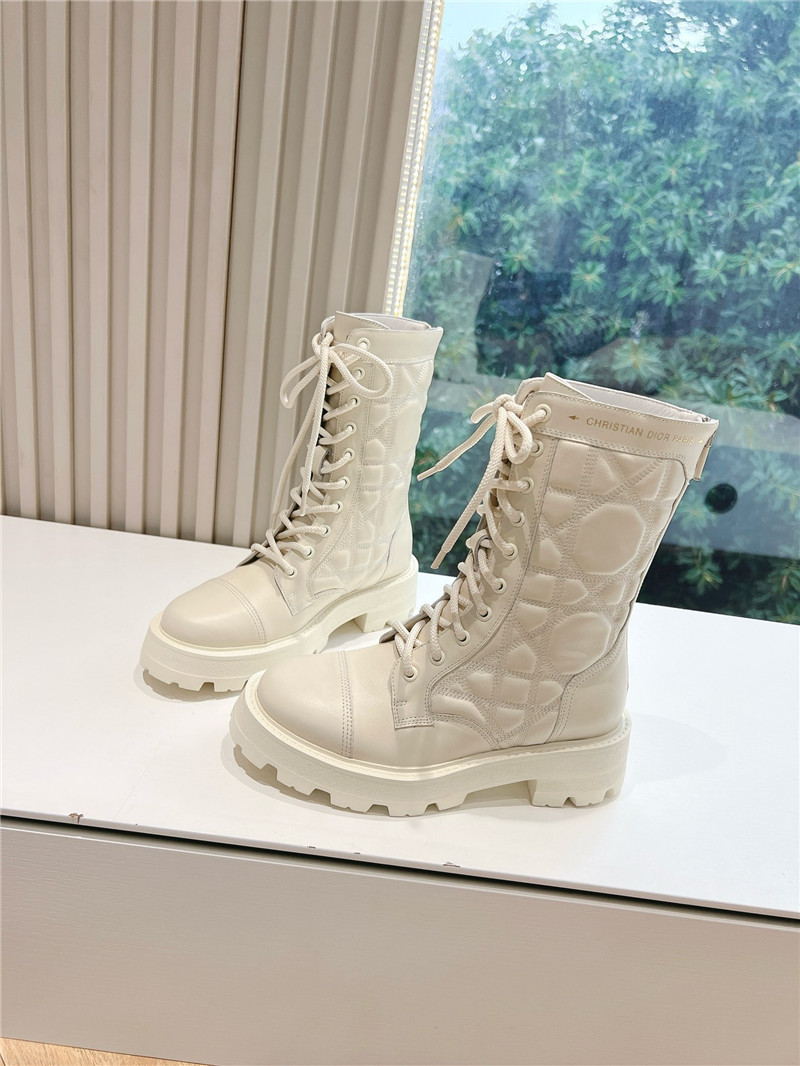 D10r d-unit white quilted cannage calfskin ankle boots
