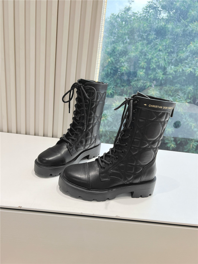 D10r d-unit black quilted cannage calfskin ankle boots