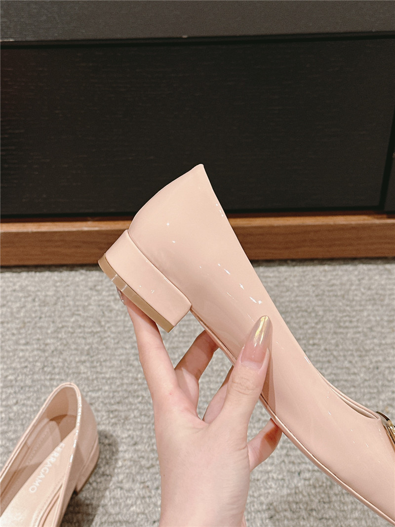 Salvatore Ferragamo Pink Pattern Vara Plate Pumps