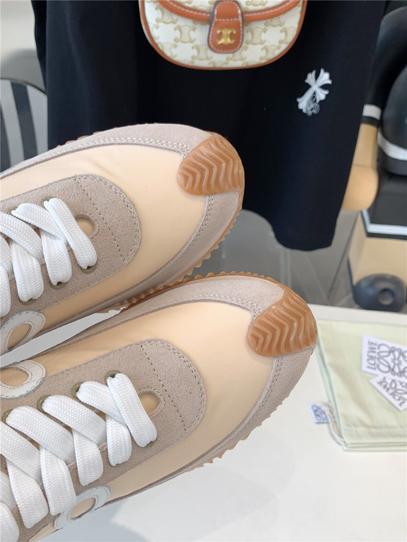 L0ew* flow runner sneakers beige grey