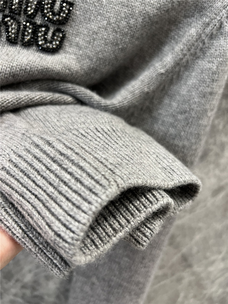 M1um1u short knitted sweater replica d&g clothing