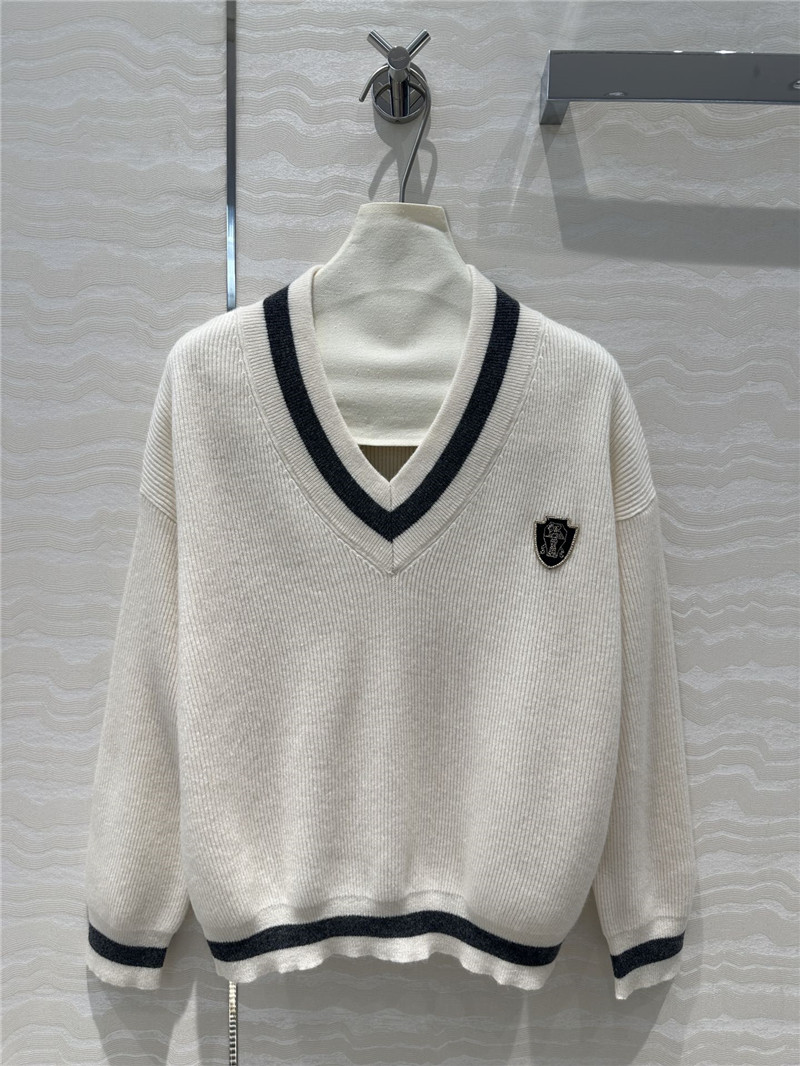 BC tennis style V-neck cashmere sweater replicas clothes