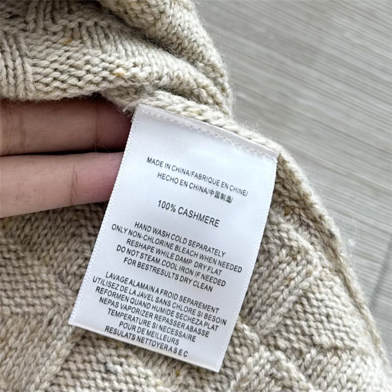 b0tt*ga Ven*ta polo collar cashmere cape replica clothes