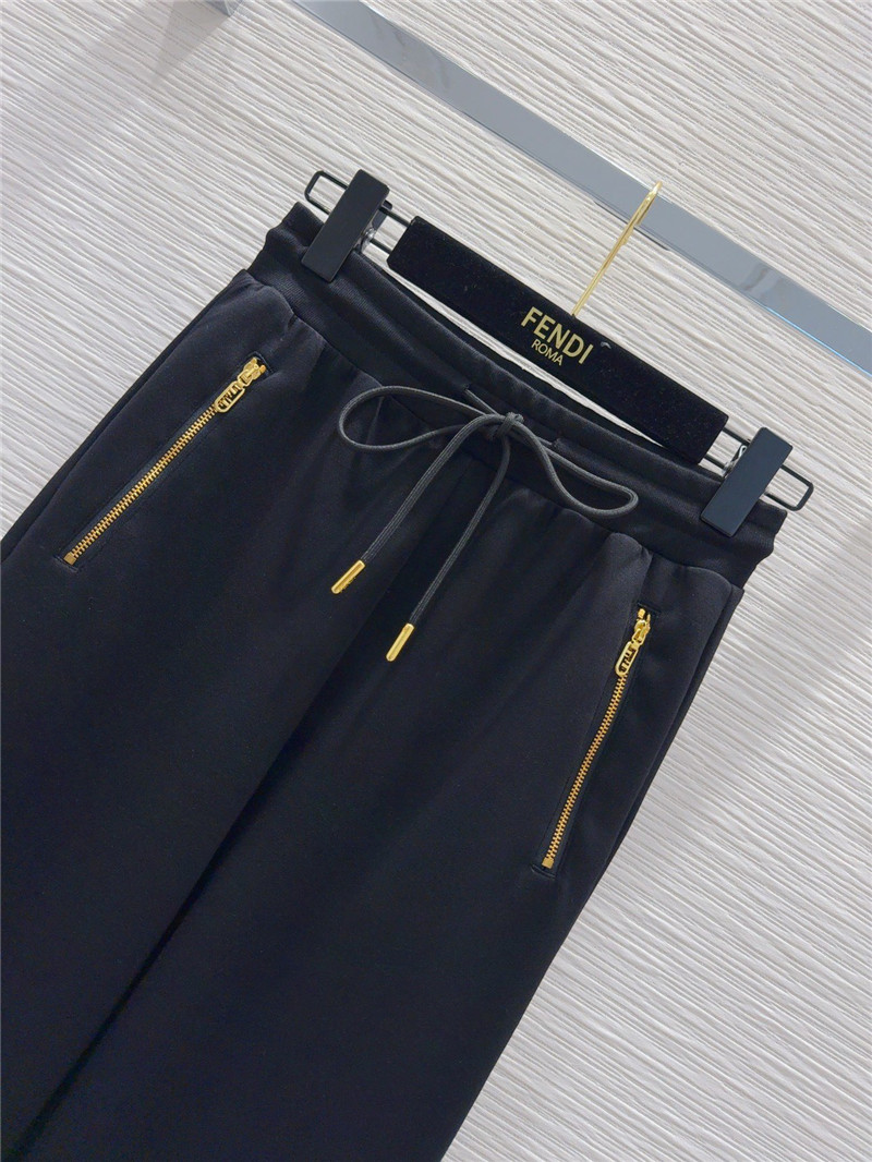 F**di trendy sweater suit replica clothing sites