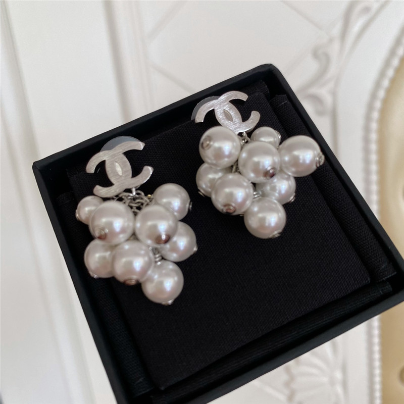 Ch**el grape bunch earrings