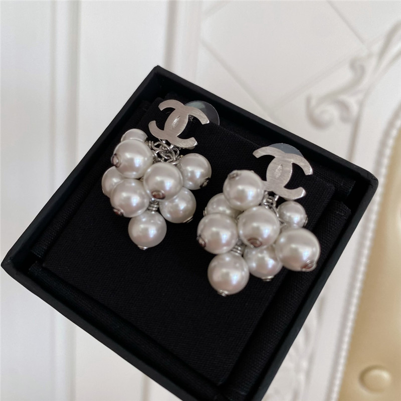 Ch**el grape bunch earrings