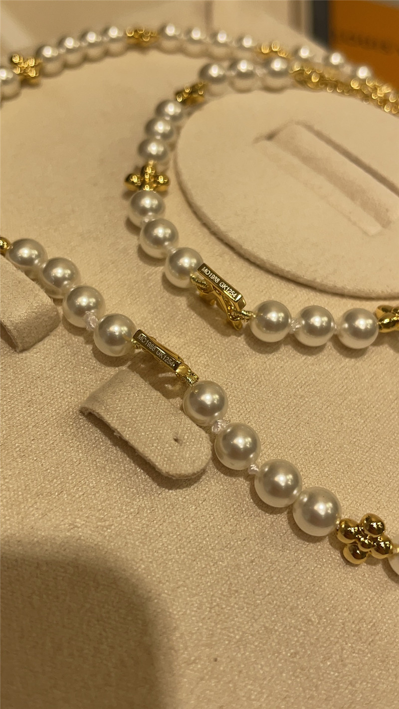 l0vis Vvtt0n lv green gold flower pearl bracelet